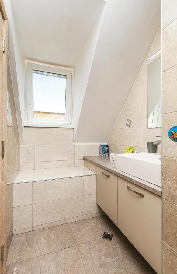 Fancy 1Bd Penthouse With Terrace Near The Centre By Flat Mаnager Apartment Plovdiv Bagian luar foto